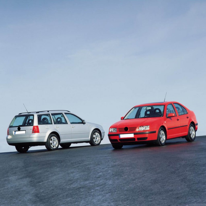 VW Bora 1998-2005 Ön Sağ Tekerlek Çamurluk Davlumbazı 1J0809962B