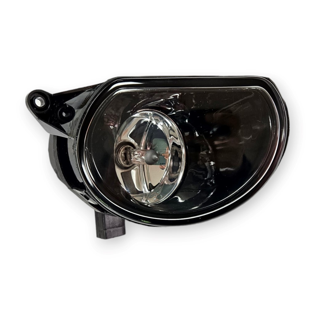 Audi A3 2004-2008 Ön Sağ Sis Farı Lambası 8P0941700A-bisra