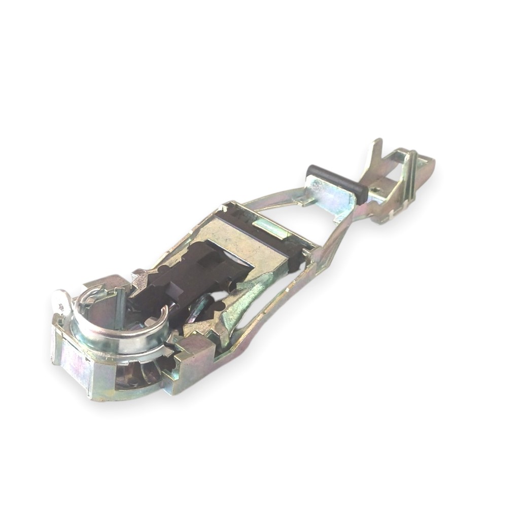 VW Passat B5 1997-2000 Sağ Ön Dış Kapı Kolu İç Braketi 3B0837886D